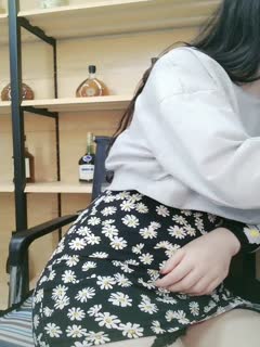 韩国电影hd高清免费乖巧眼镜美少女!居家收费房诱惑🔞
